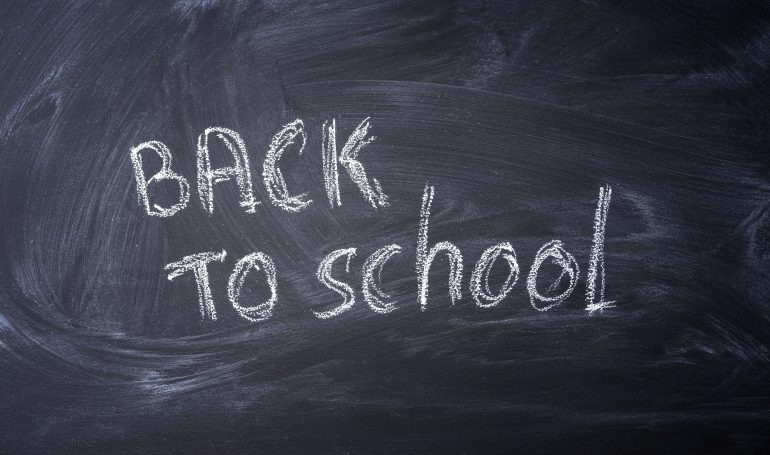 859052674-back-to-school-checklist